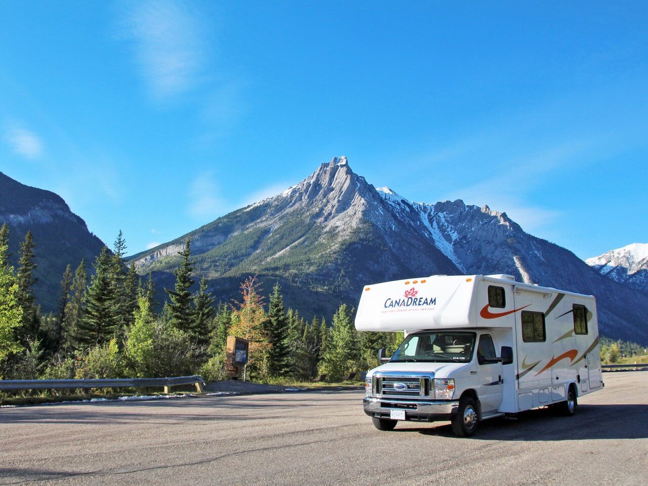 Wohnmobil von CanaDream in den Kananaskis in Kanada