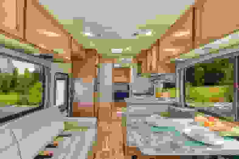 Blurred Vista interior2