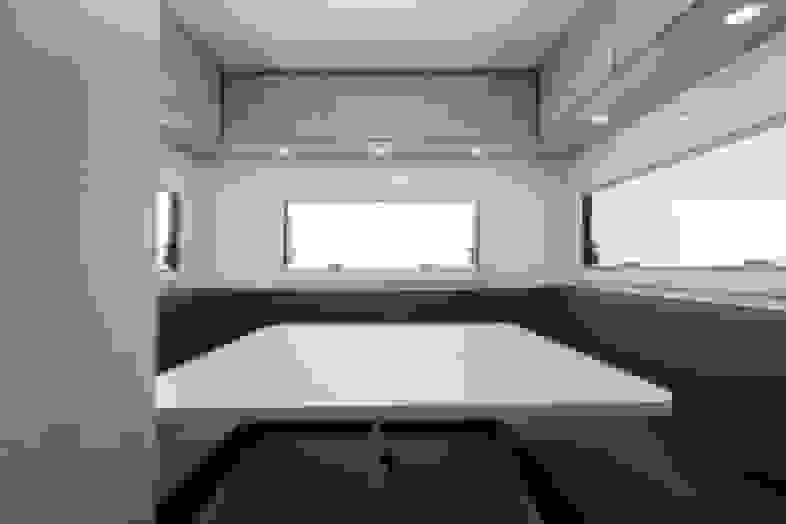 Blurred Vista interior4