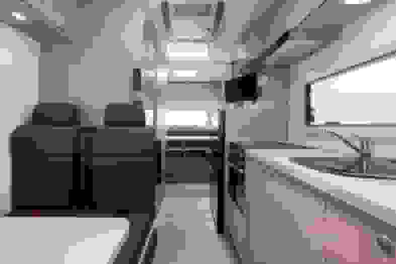 Blurred Vista interior2