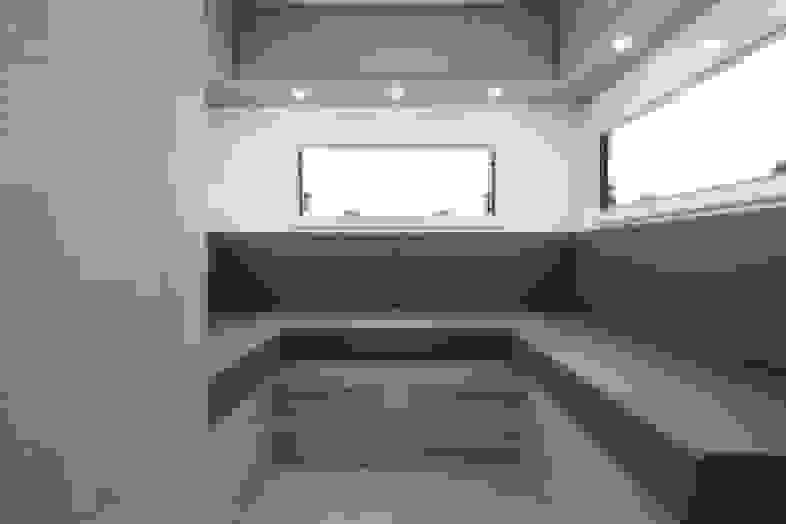 Blurred Vista interior3