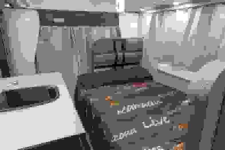 Blurred Vista interior2