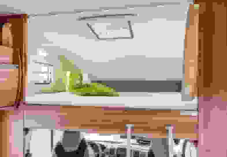 Blurred Vista interior1