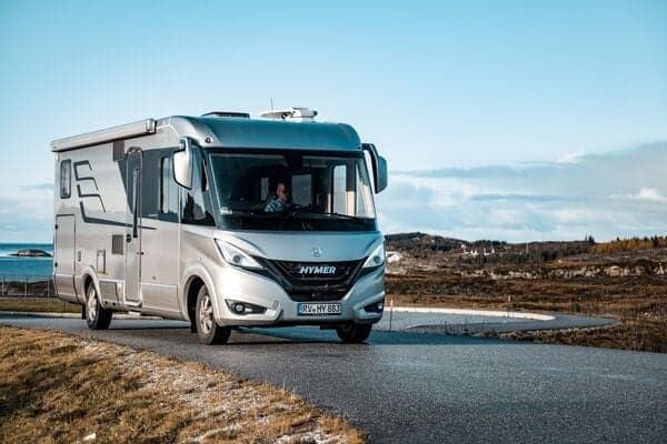 rent easy Islande image