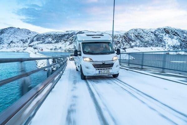 Touring Cars Islande image