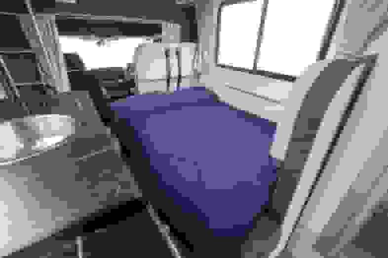 Blurred Vista interior2