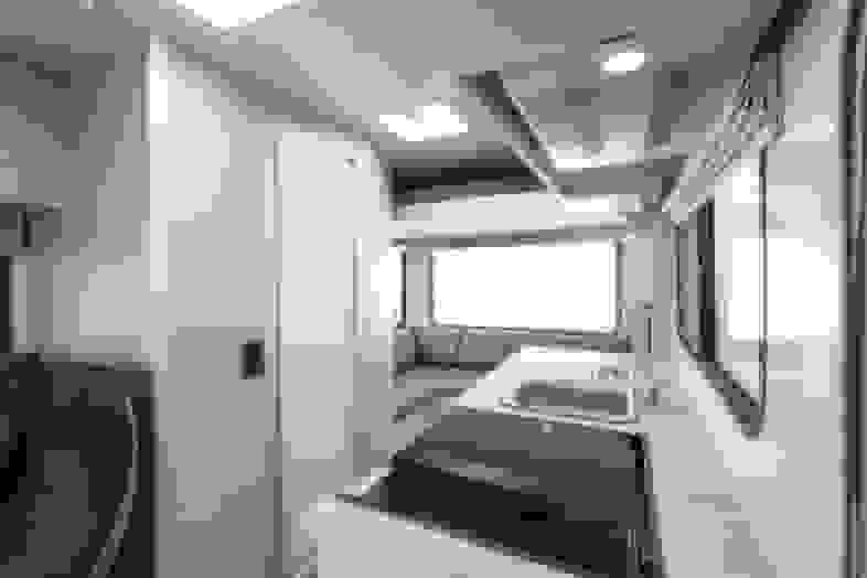 Blurred Vista interior2