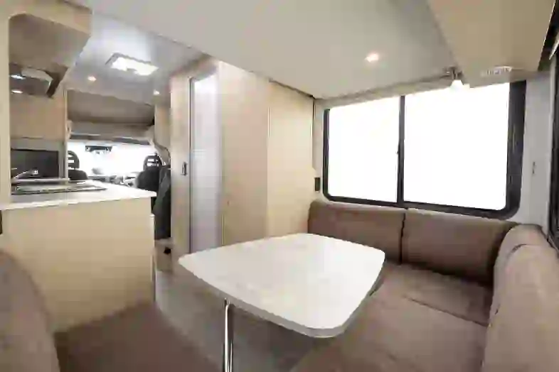 Blurred Vista interior1