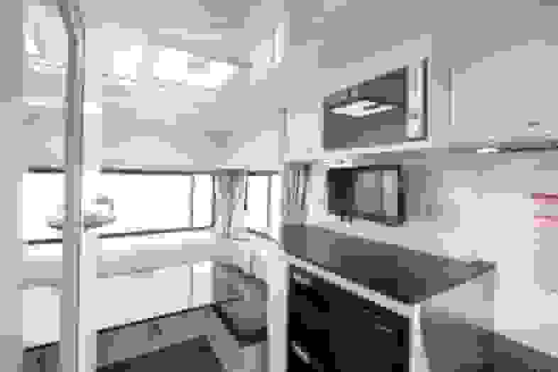 Blurred Vista interior3