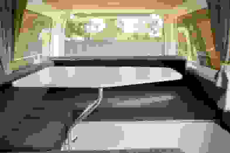 Blurred Vista interior1