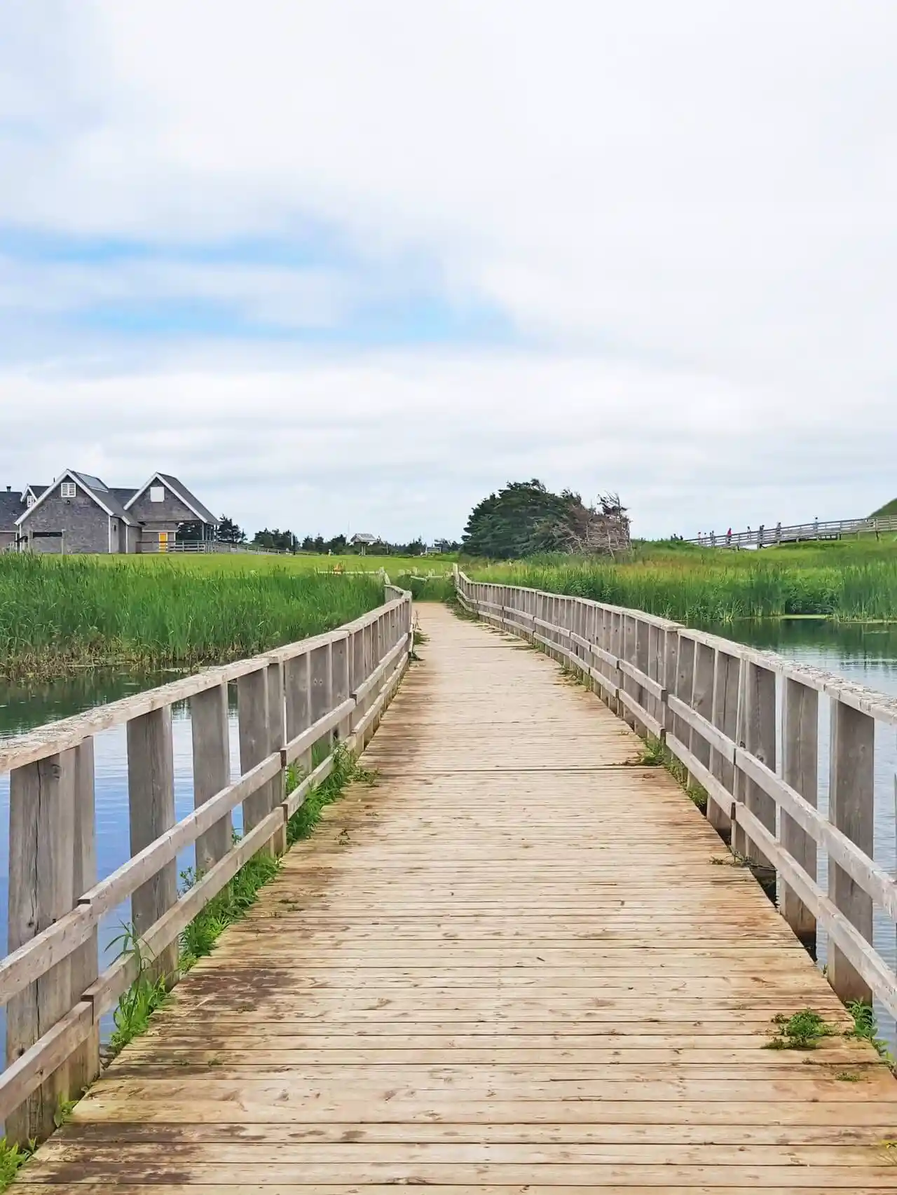 Holzbrücke bei Cavendish Beach auf Prince Edward Island