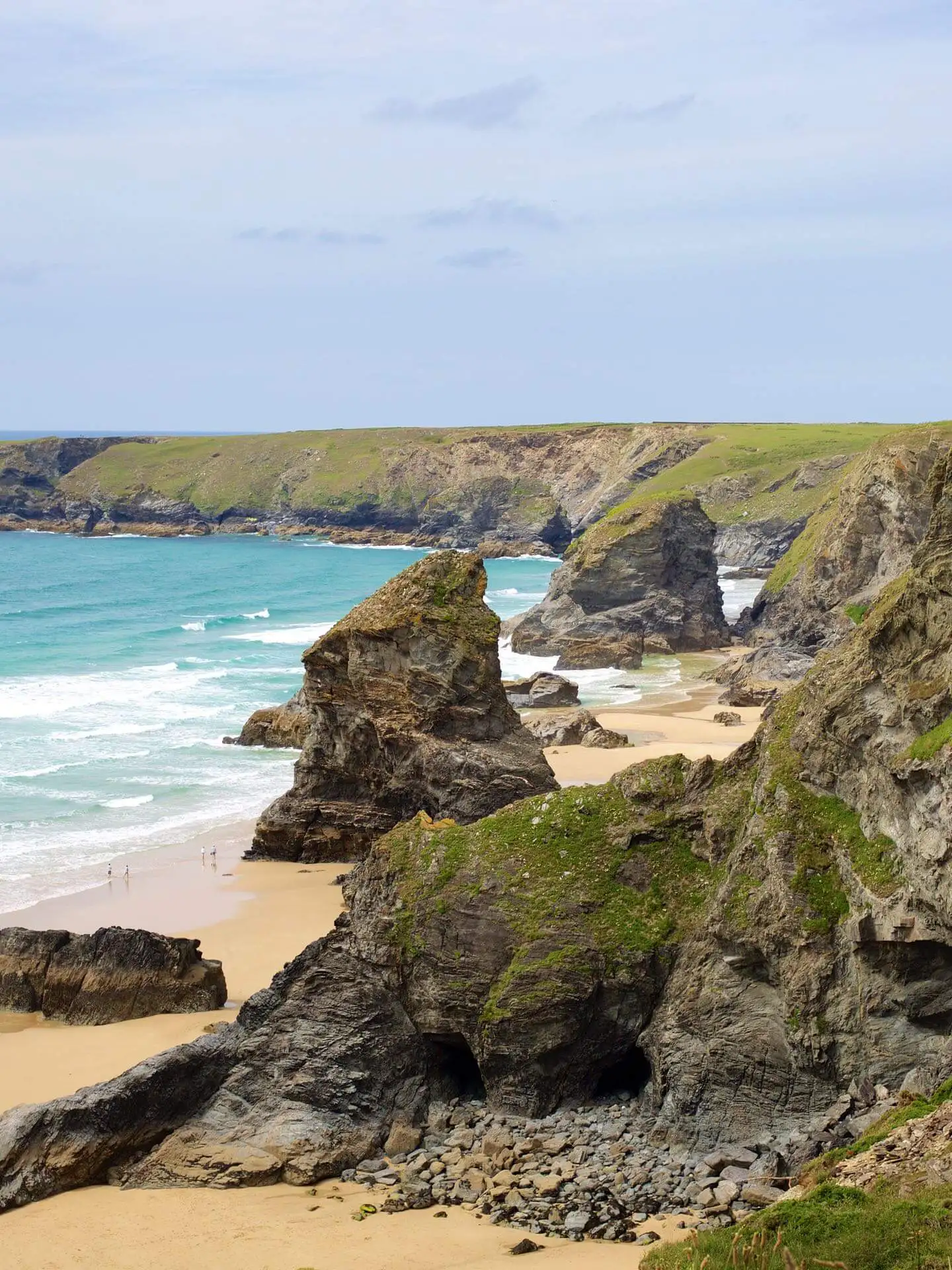 Felsen am Strand in der Bretagne