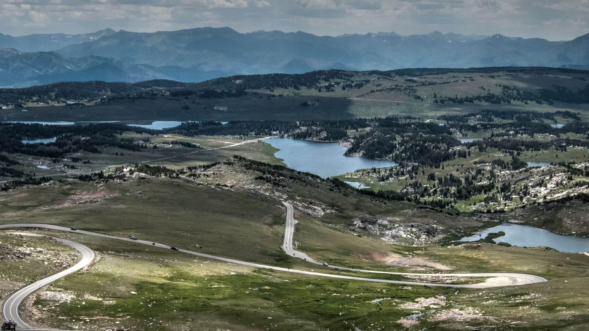 Blick auf den Beartooth Highway.