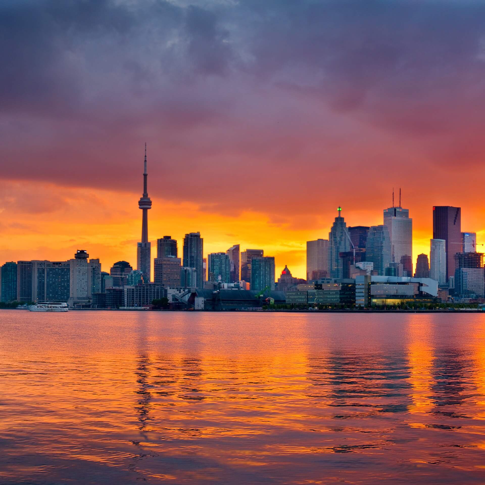 Skyline von Toronto bei Sonnenuntergang
