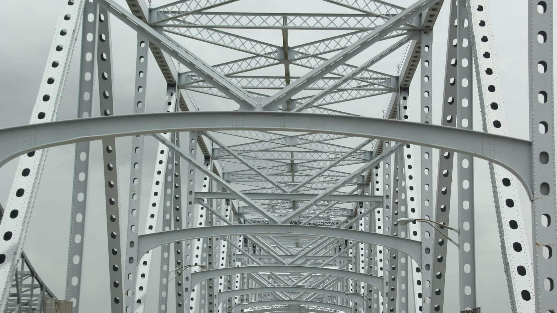 Brücke über dem Mississippi River in Richtung New Orleans.