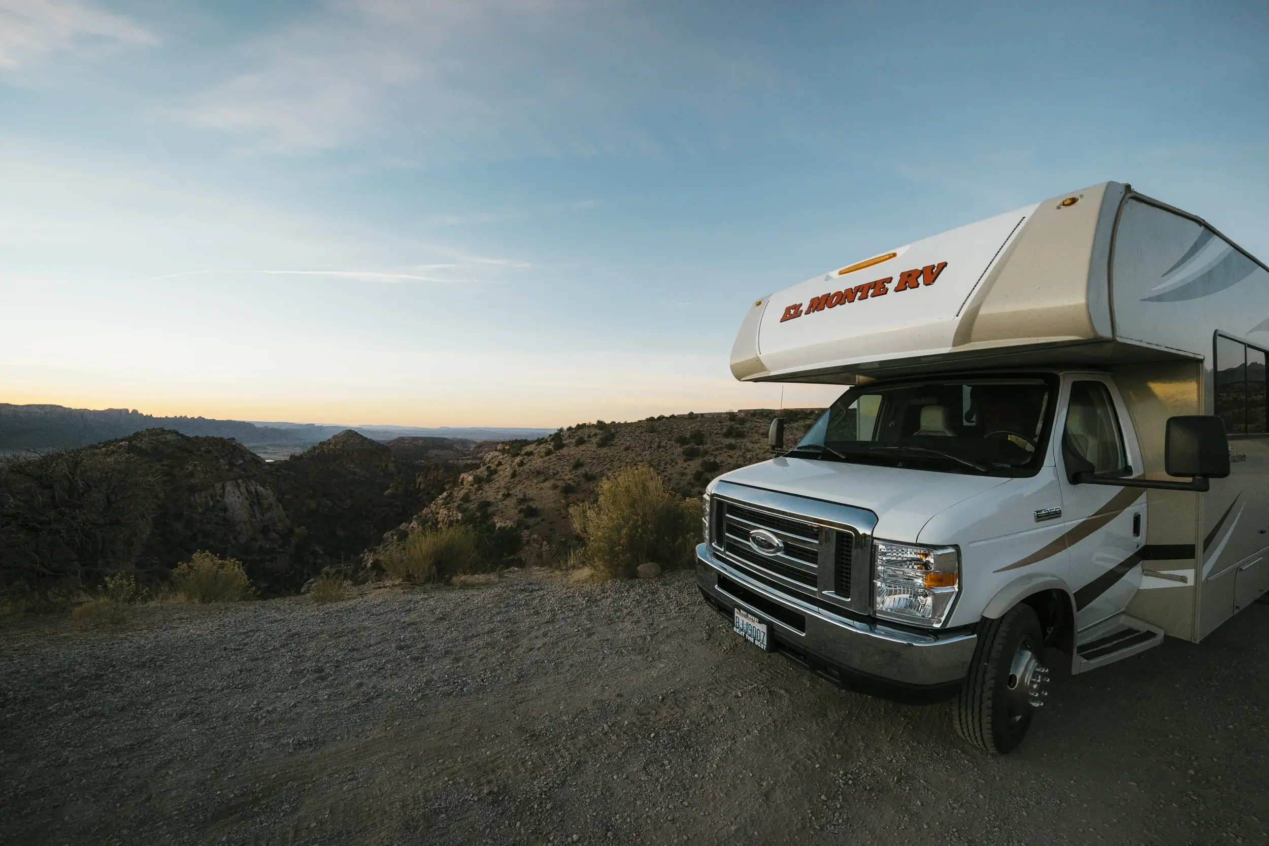 How to grab a “driveaway” & travel for less